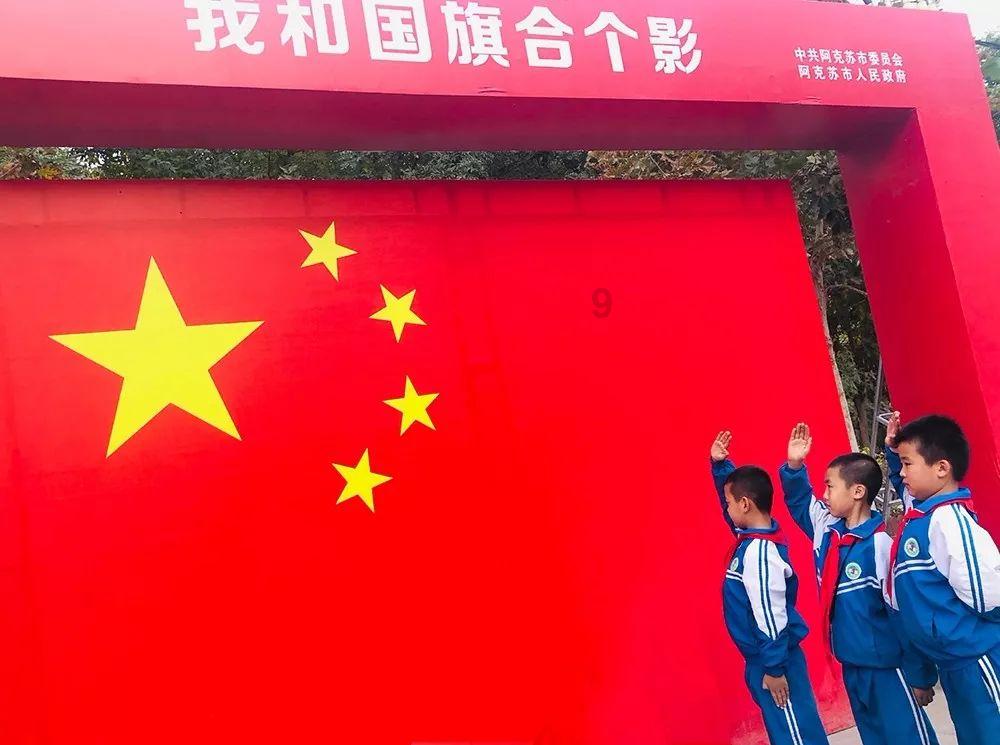 救援受困的鬃狼