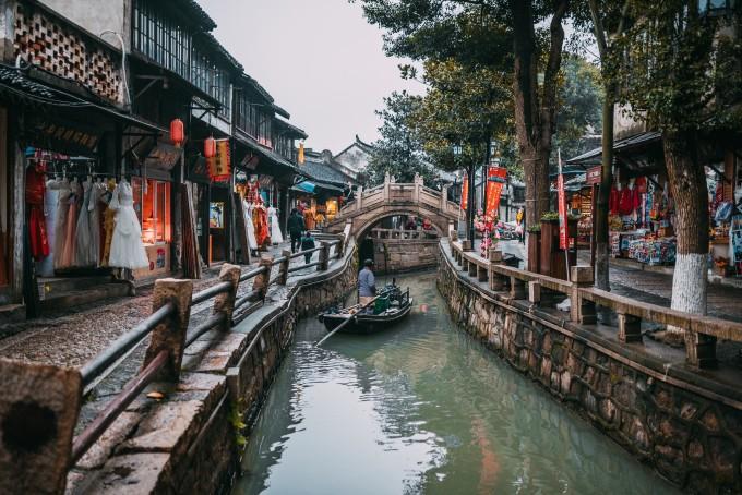 沙漠前行
